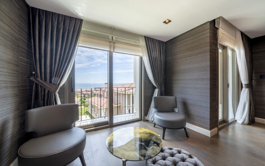 An integrated coastal city for lovers of luxury